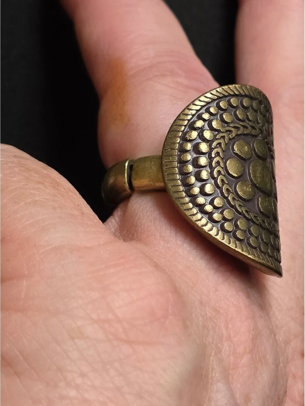 Vintage 1980's Brass Tone Textured Oval Shield Ring Adjustable